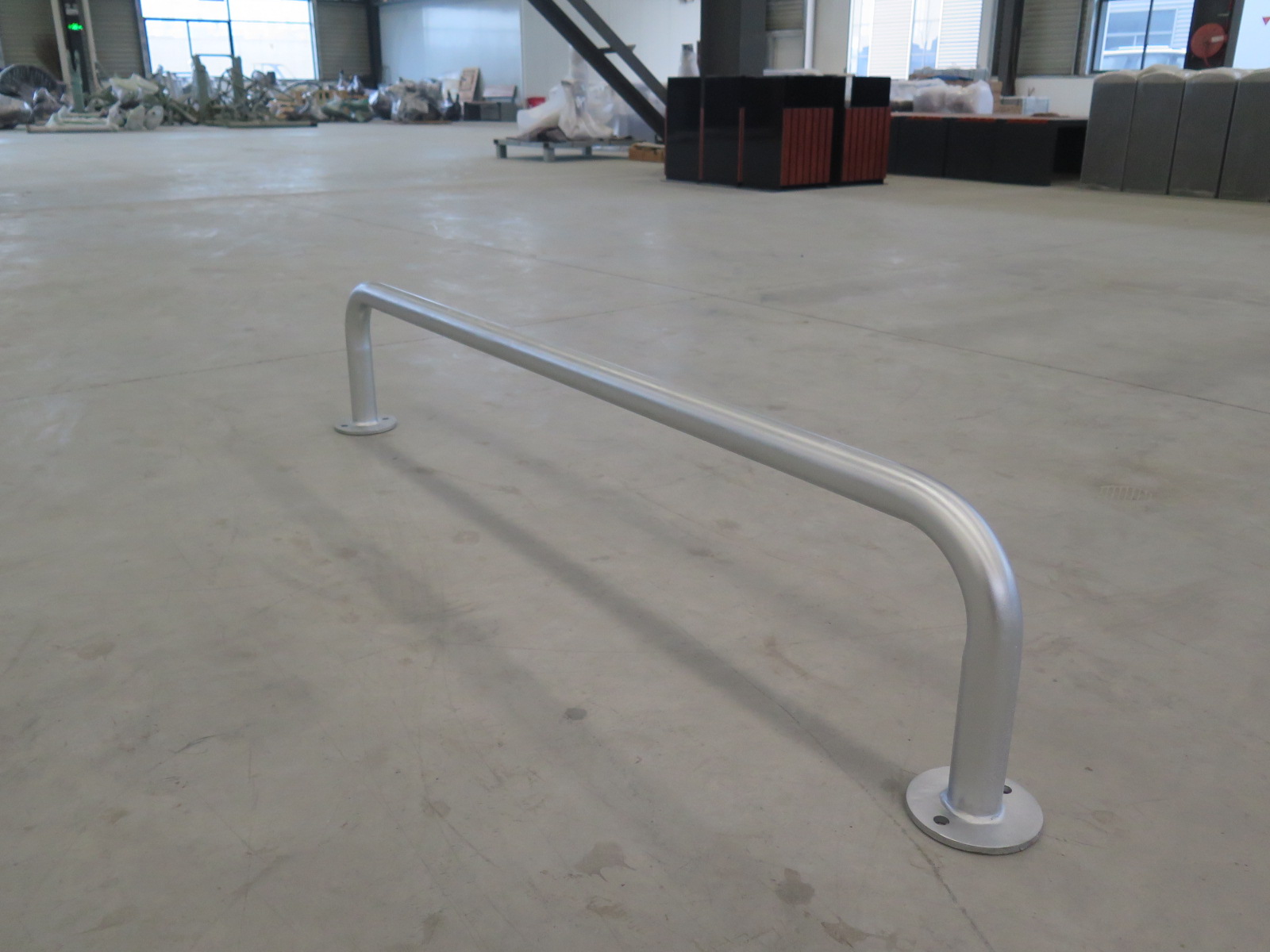 Heavy-Duty U-Shaped Bike Rack, Galvanized Steel Floor-Mounted Bicycle Parking Stand for Public Use 3