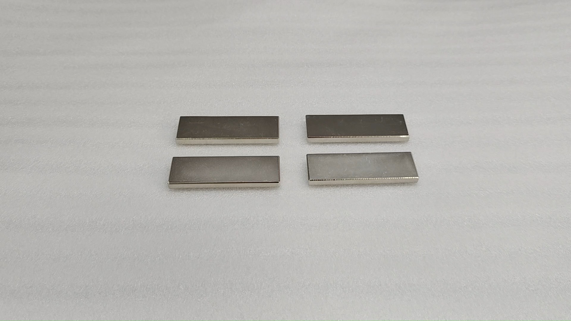 SM-03152025 Pravokutni Ndfeb magnet s NiCuNi premazom različitih stupnjeva 1