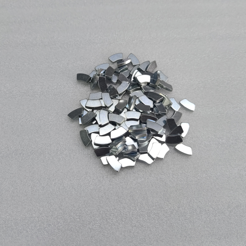 SM-03152029  Small fan-shaped Neodymium Magnet with Zn Coating 2