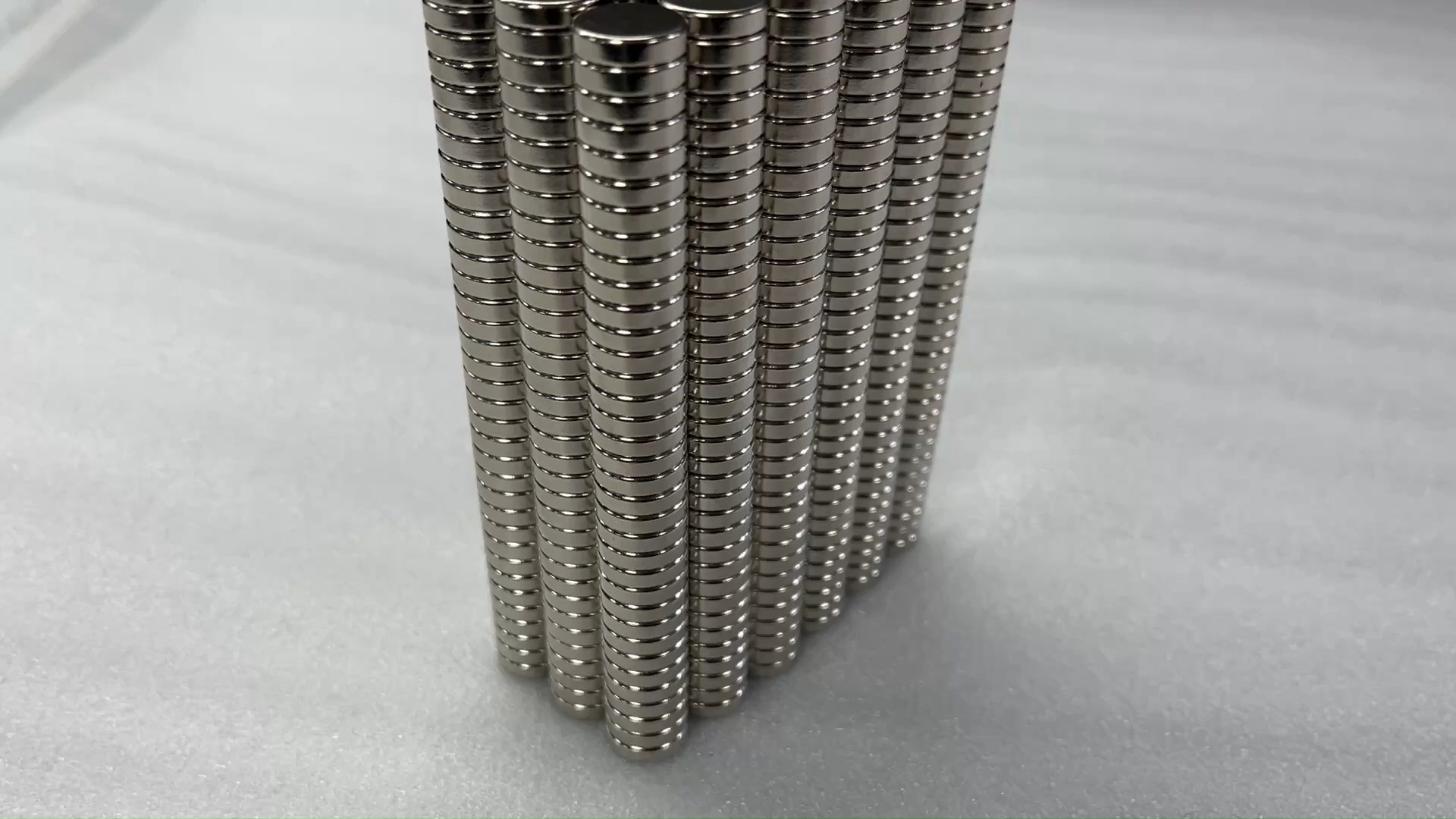 SM-03152037  Disc Neodymium Magnet with high grade N35-N52 1