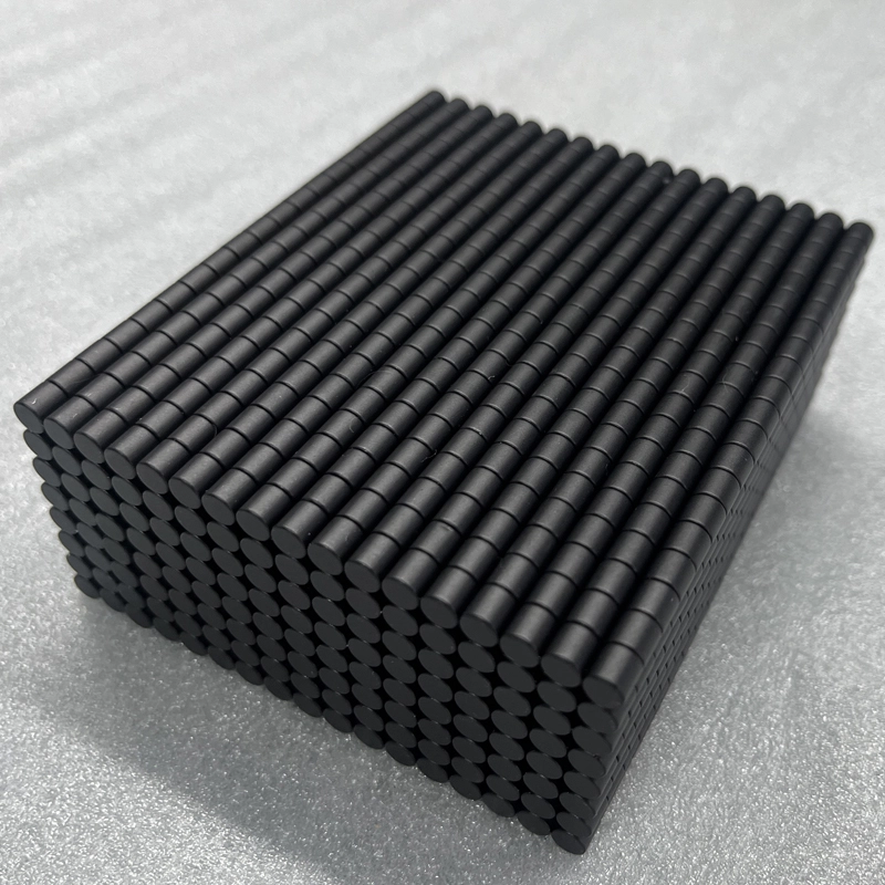 SM-03152039 Svarta epoxi-neodymcylindermagneter 1