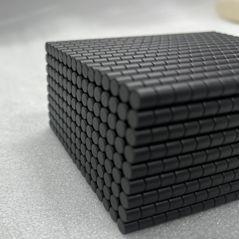 SM-03152039  Black epoxy Neodymium cylinder Magnets 2