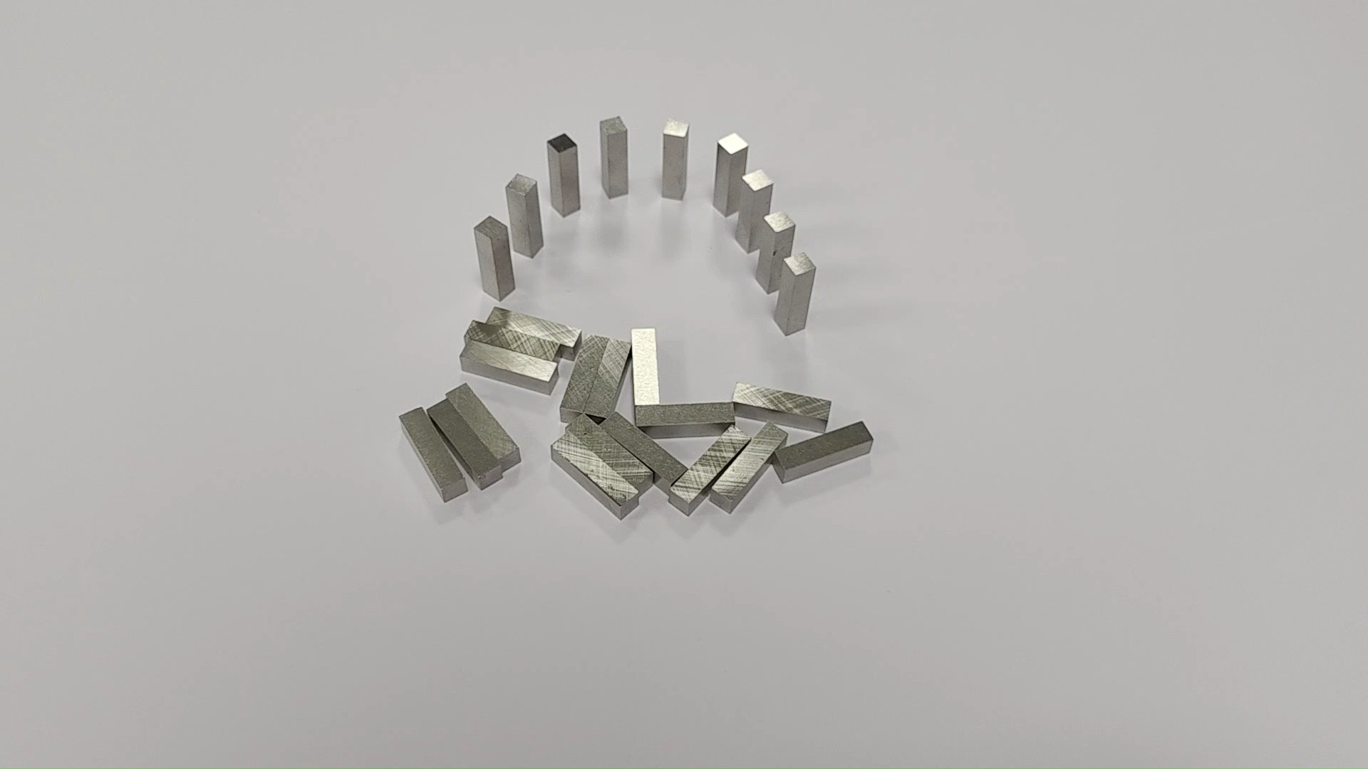 SM-0478103 Sintered AlNiCo Short Block Magnets 6.35×6.35×25.4mm 1
