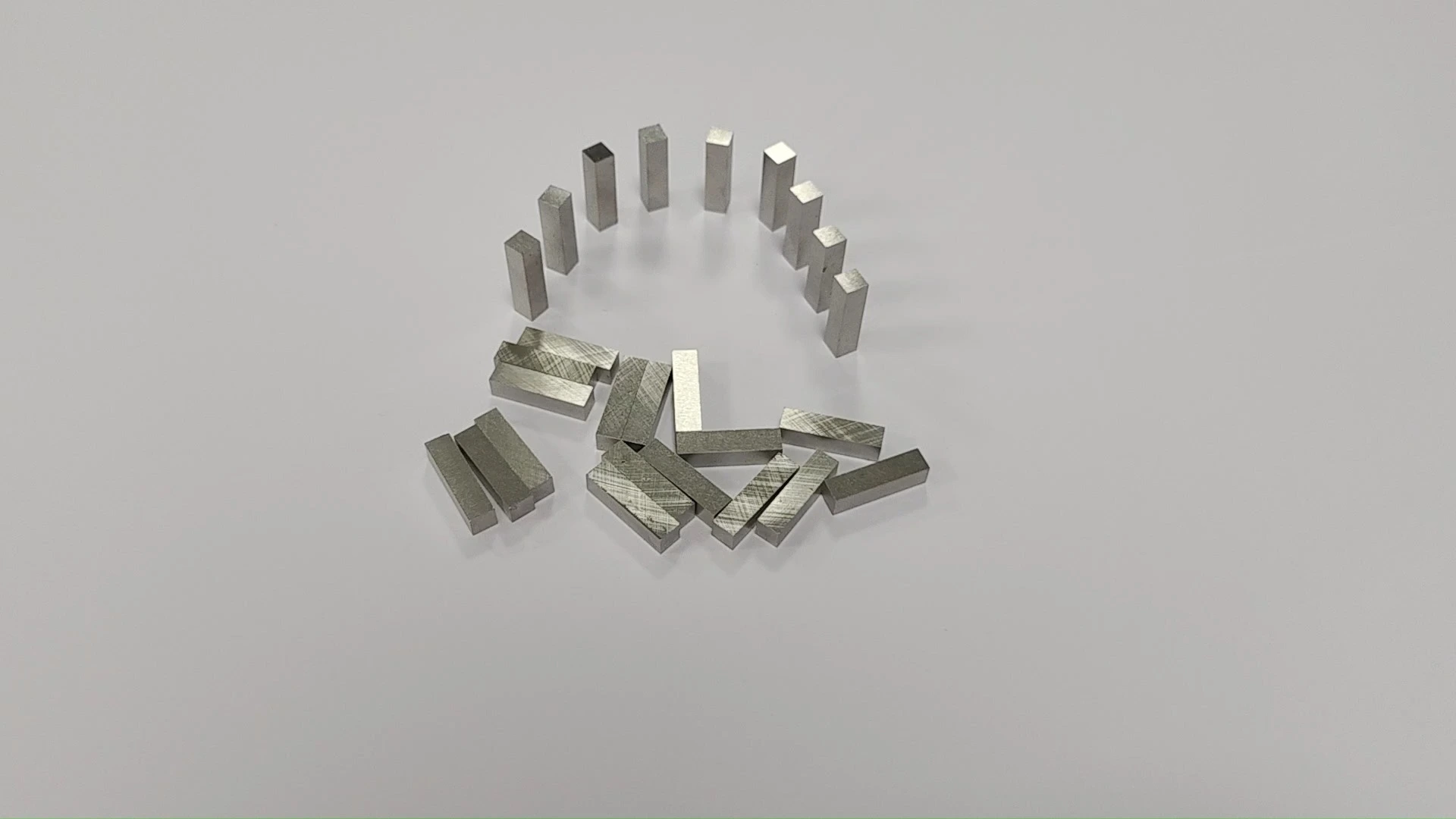 SM-0478103 Sintered AlNiCo Short Block Magnets 6.35×6.35×25.4mm 1