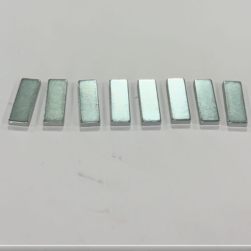 SM-03152048 N40H neodimijski blok magnet 30x10x3mm, pocinčani jaki rijetkozemni NdFeB magnet 3
