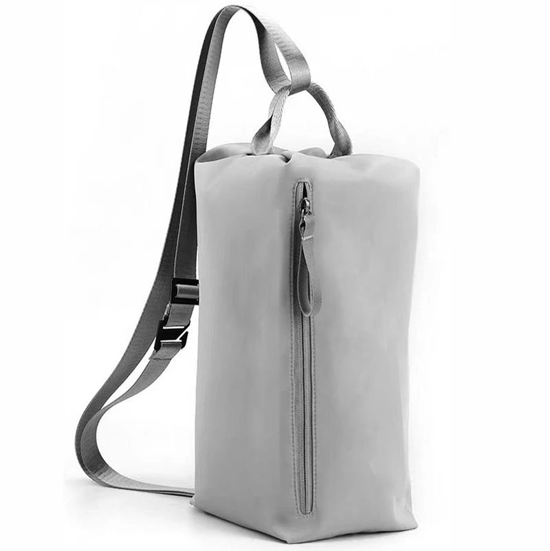 Sac fourre-tout en polyester durable idéal pour le trajet quotidien 1