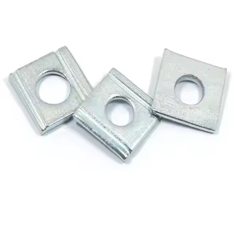Rondelles plates Double fentes Rondelle à trou carré Rondelles diagonales carrées coniques Fabriqué en acier Laiton Cuivre Finition zinc 1
