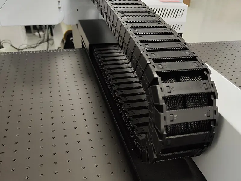 Uv Flatbed Printing Machine by PRINTINGPLUS 5