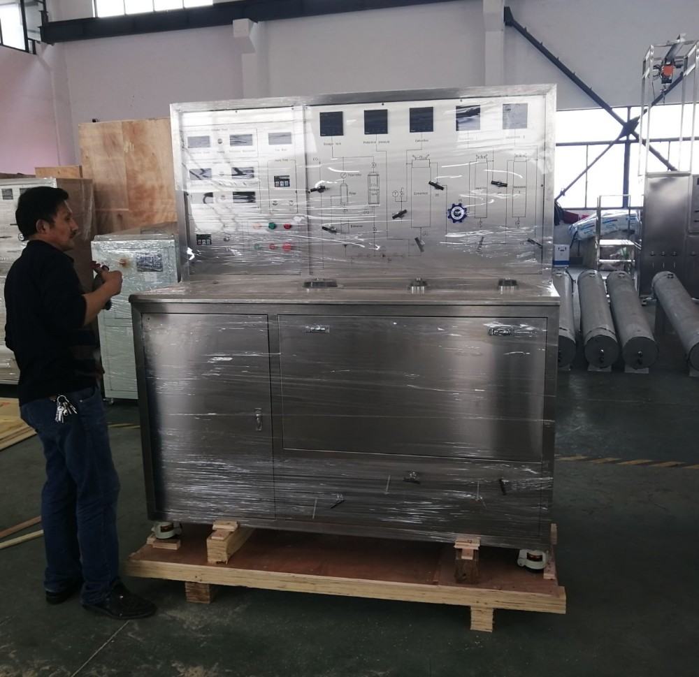 product-300L Hemp Oil Co2 Extraction Machine Supercritical Fluid Extraction Machine CBD Or THC For -7