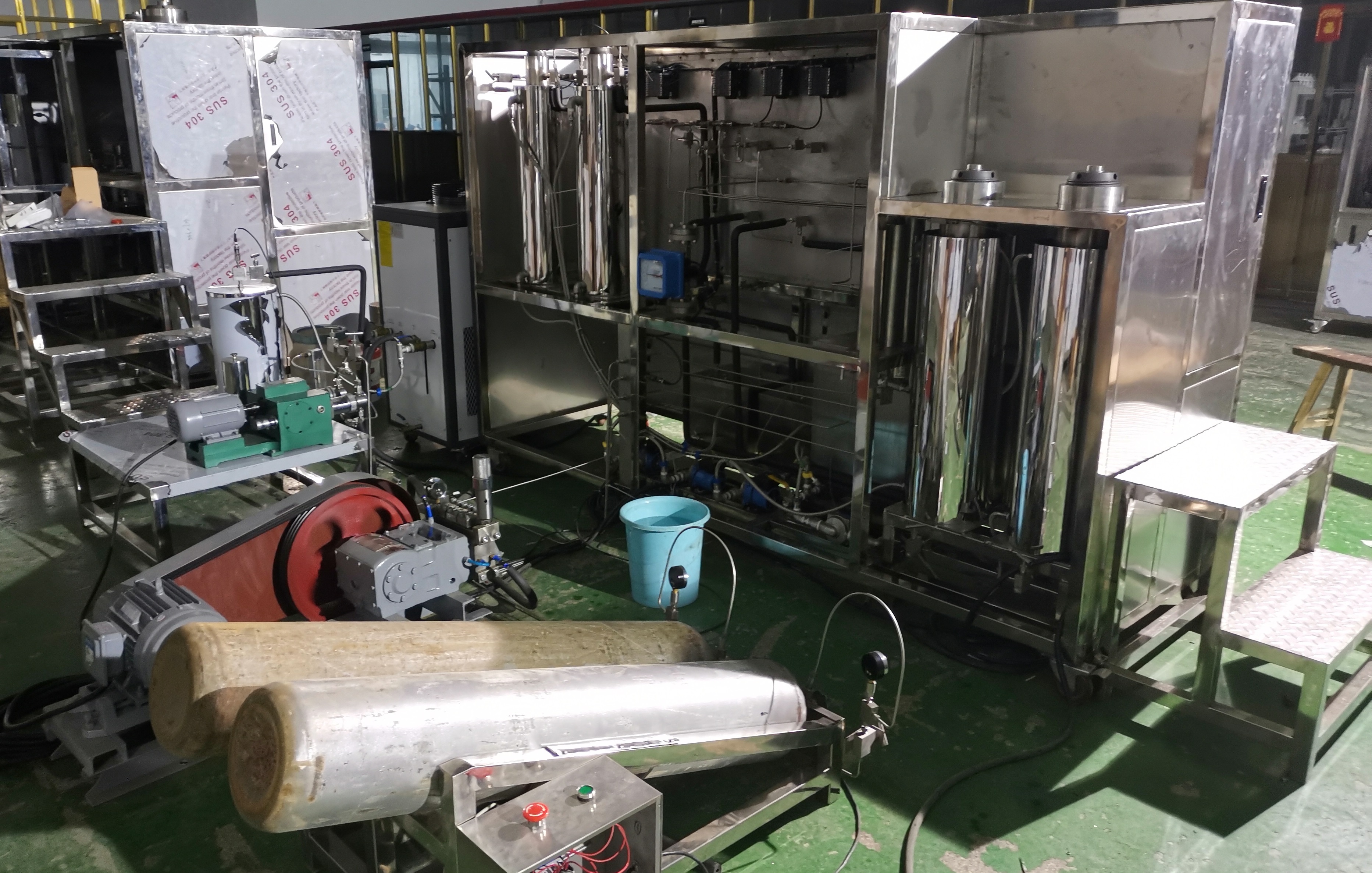 100L Supercritical Co2 Fluid Extraction Device 14
