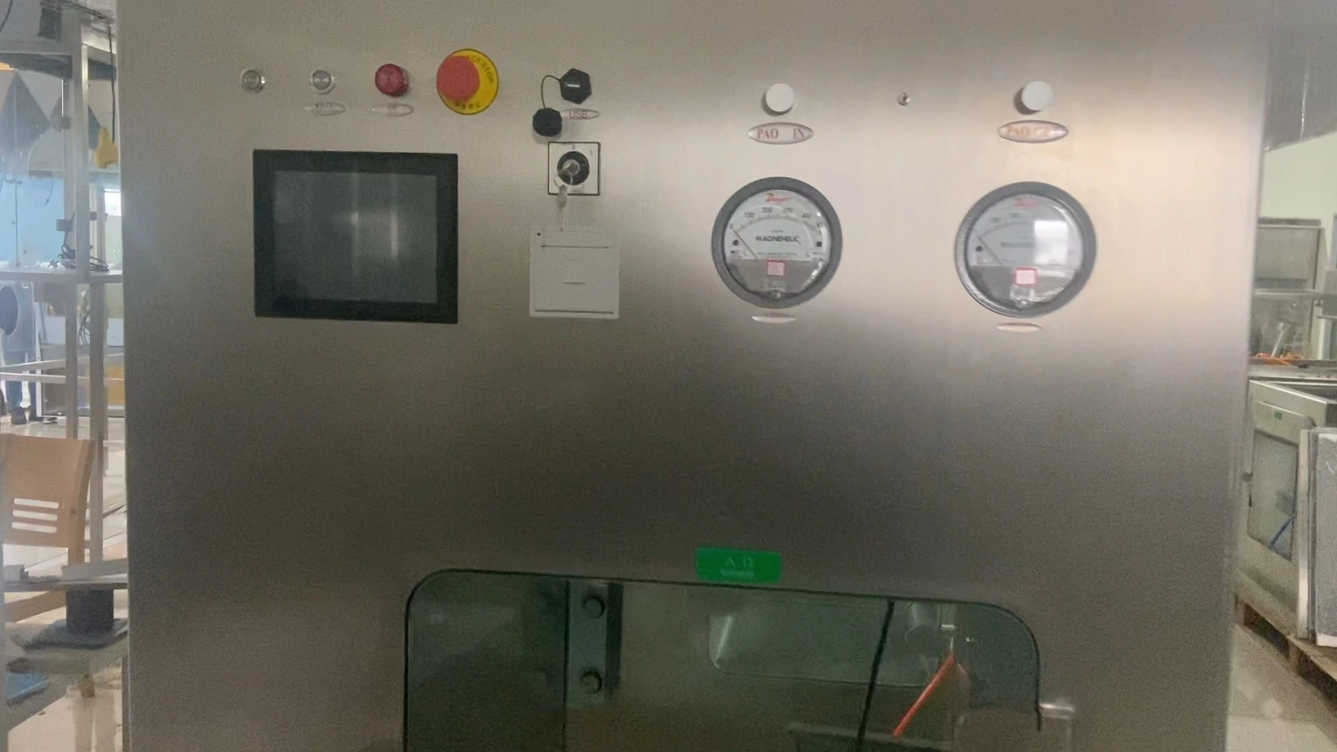 Sterile Material Transfer in Pharmaceutical Production Lines Using VHP Pass Box 1