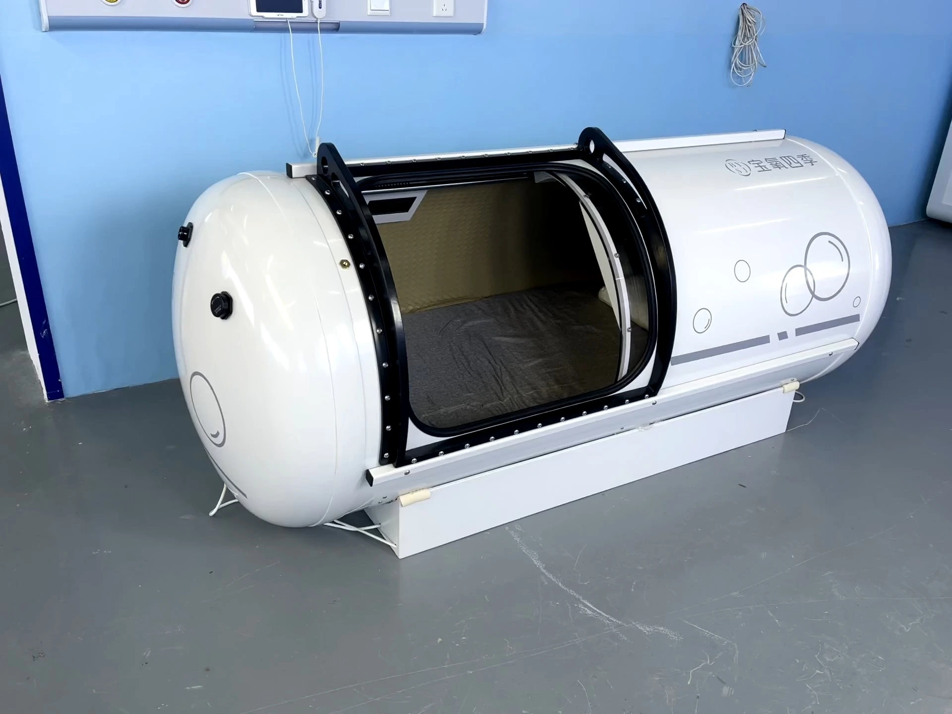 Hbot Horizontal Hard Shell Oxygen Chamber 1