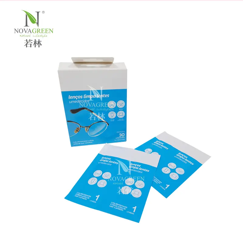 Easy Travel: Staying Clean with Eyeglass Cleaning Wipes 1
