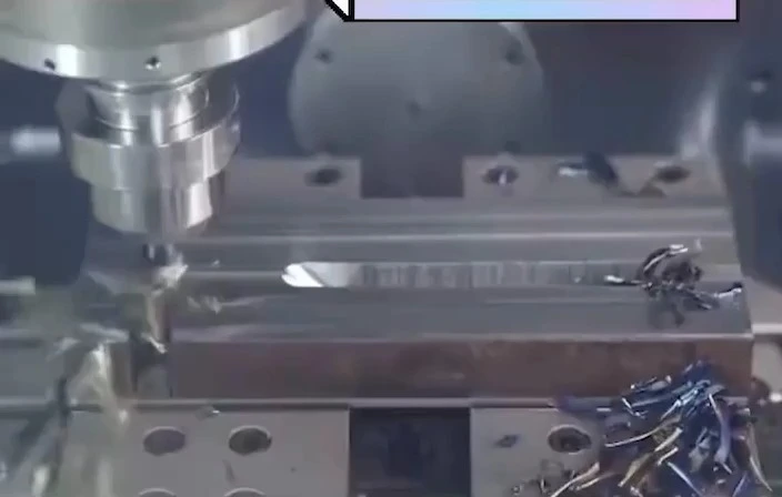 カスタム金属片 5 軸 CNC フライス加工 アルミニウム OEM 精密部品のプロトタイピング 1