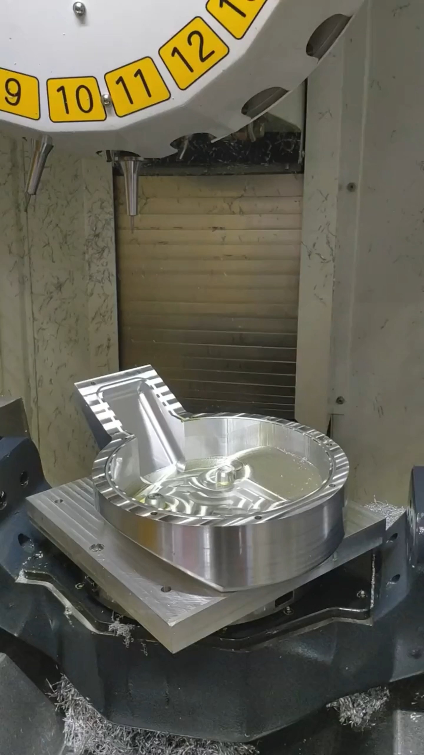 Hersteller OEM 5-Achsen-Kunststoff-Metall-Edelstahl-Kupfer-Messing-Aluminium-Drehen-Fräsen-CNC-Teilebearbeitung 1