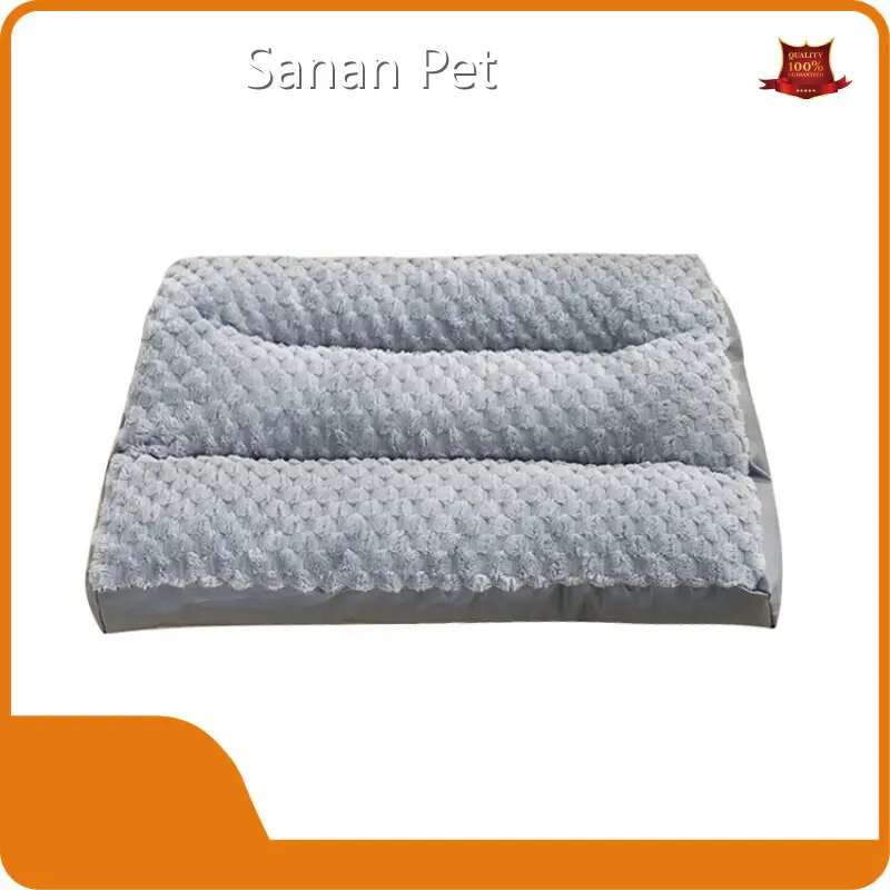 Dog Car Travel Accessories Sanan with Custom Services 1