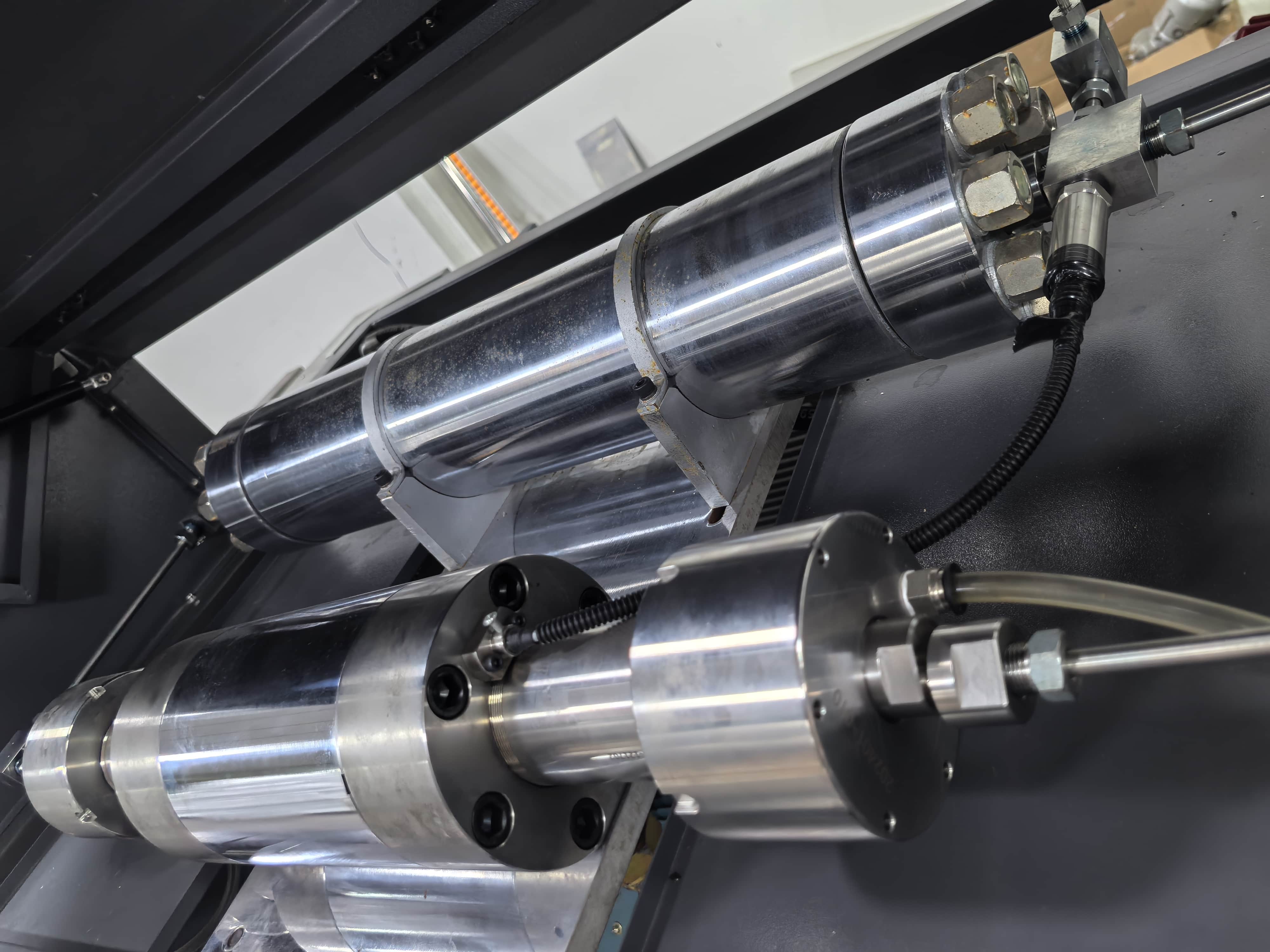 SANKEN Automatic Water Jet Cutting Machine
