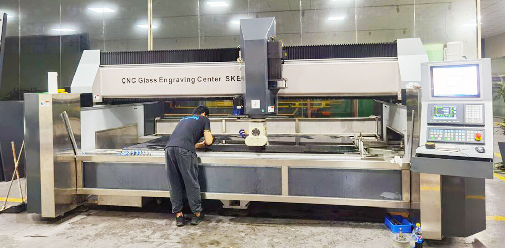 SANKEN CNC Glass Engraving Center