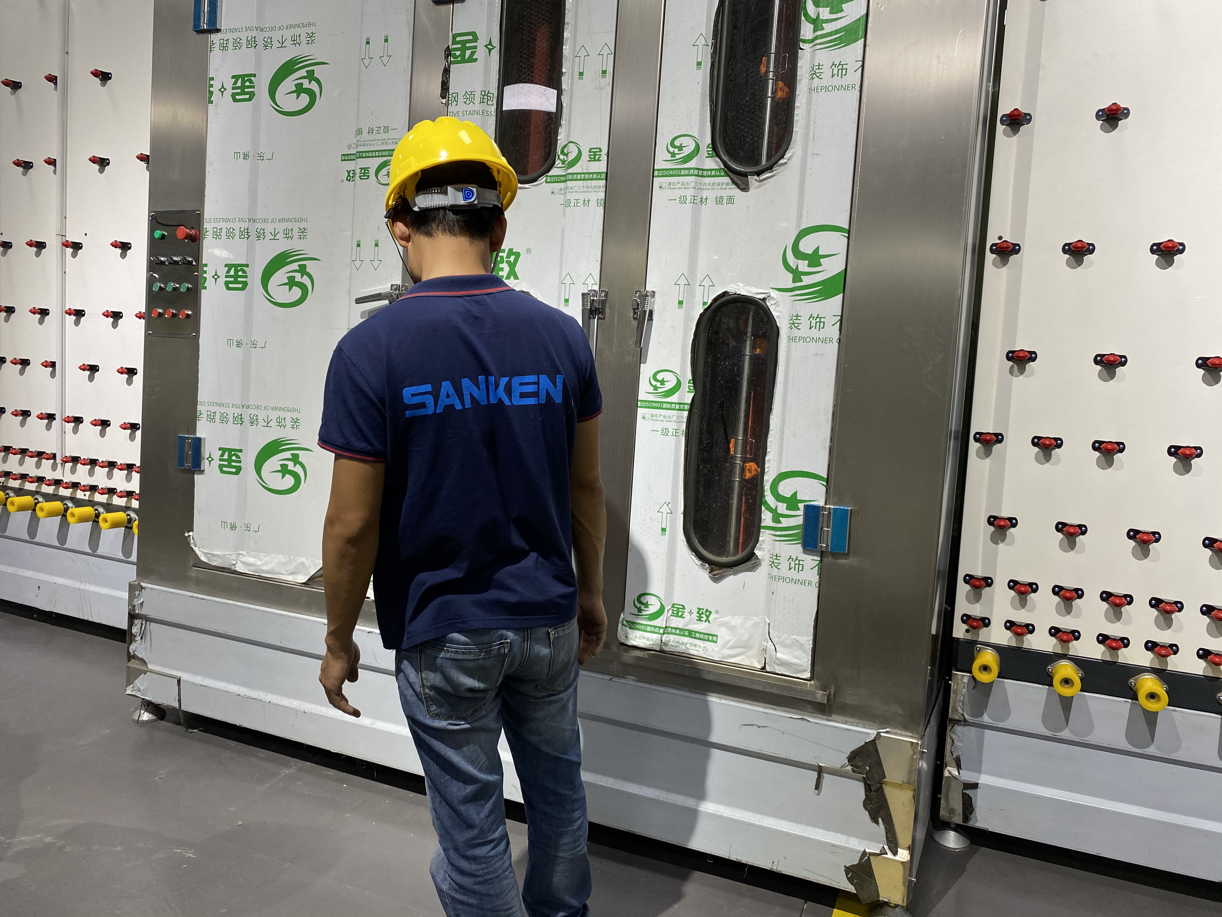 Vertical Glass Washing Machine | Low-E Vertical Glass Washer - SKW-2500V