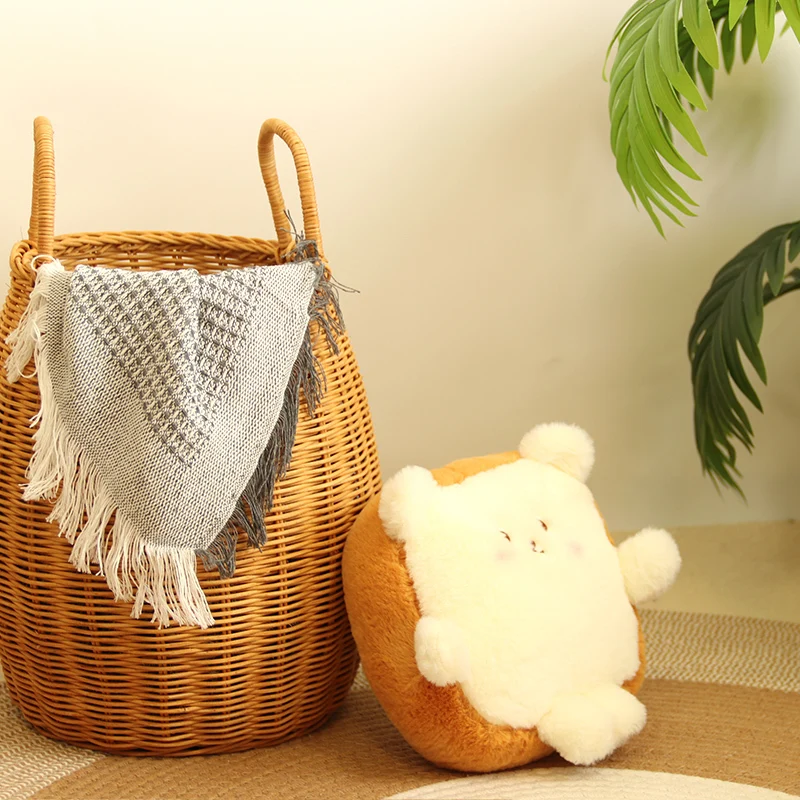Natural rattan storage basket with European-American pastoral style 1