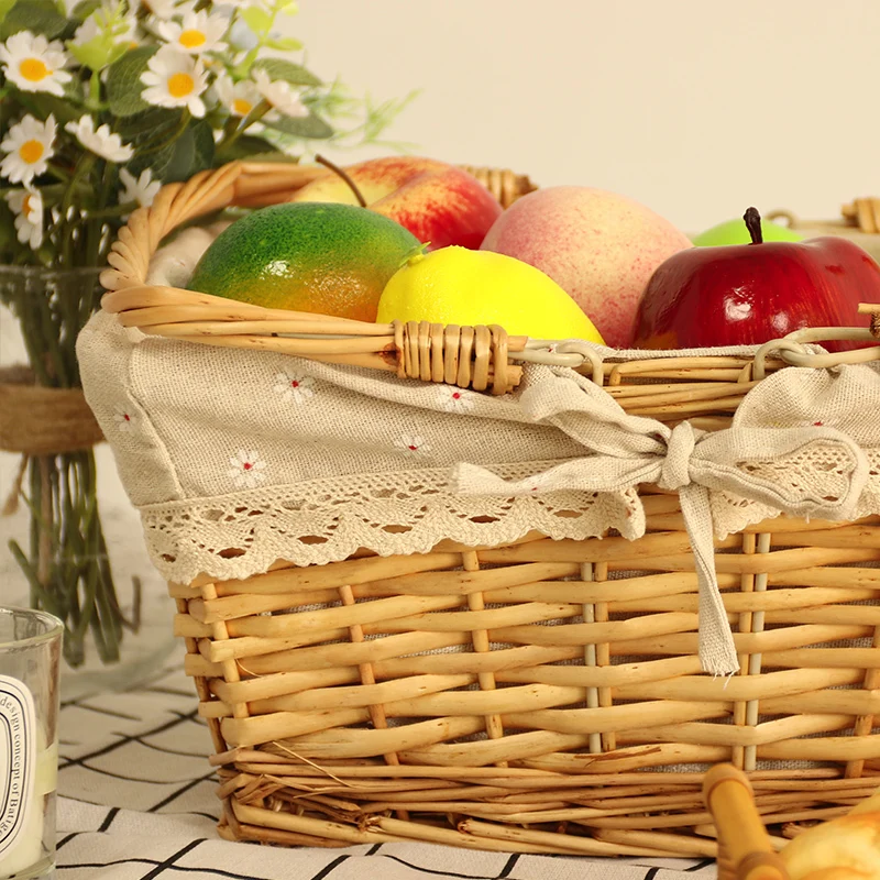 Square shape Willow Picnic Basket with double handles and cotton and linen lining 1