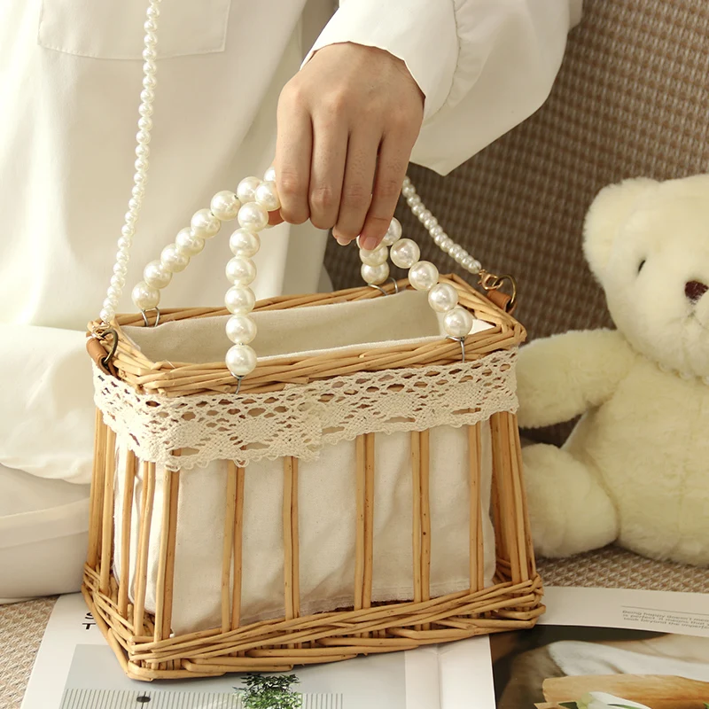 wicker handbag  open carving decorative border decoration   High-class fashion and all-match 1