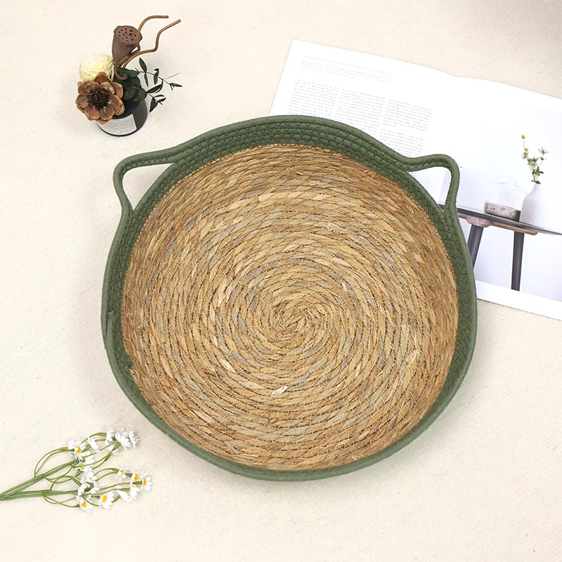 Cotton and cattail weaving cat bed    being used in four seasons    various colors     Basket Gem 1