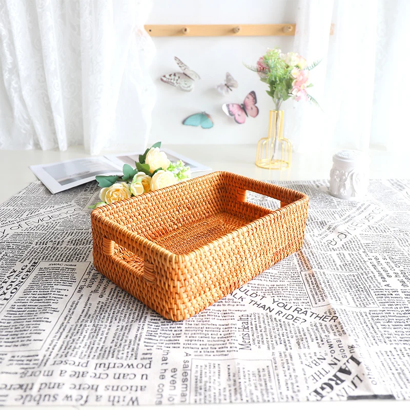 Premium Handmade Rattan Picnic Tray with Sturdy Weave，For desserts and pastries 1