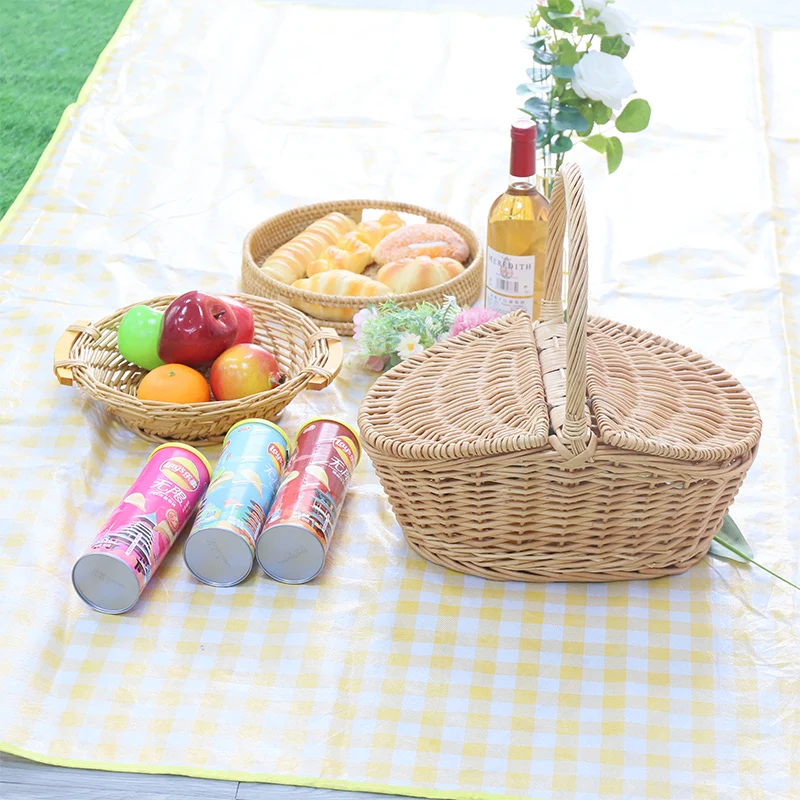 Waterproof and mildew-proof wicker picnic box for camping, portable handle 1