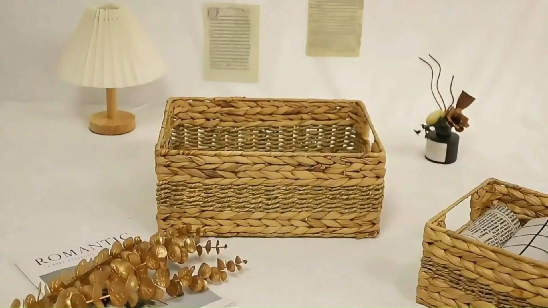 Basket Gem  Home Straw Storage Basket  double-color matching design   various sizes 1