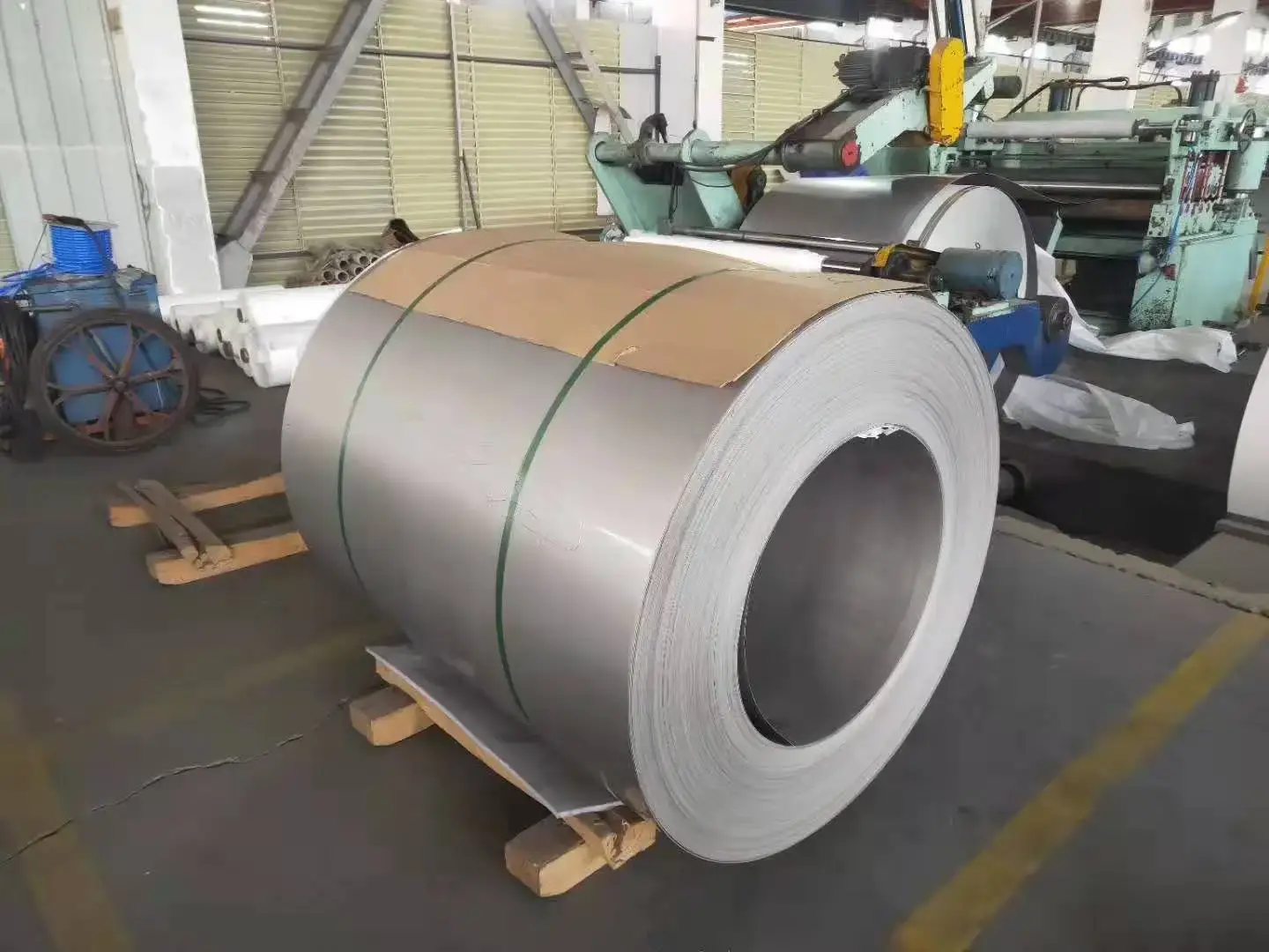 Low-cost High Carbon Steel Rod for Sale 5