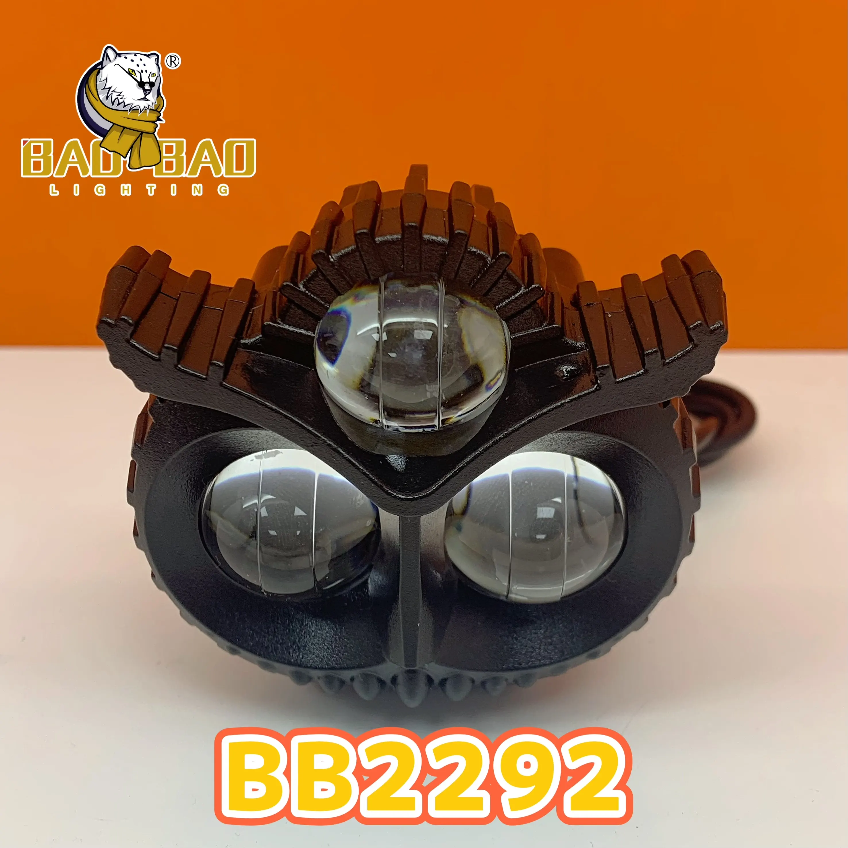 Factory Price Car Headlight Bulb Made in China 4