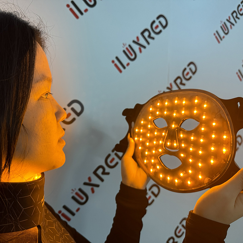 iLUXRED Red Light Therapy Skincare Before and After Red Light Therapy Face 6