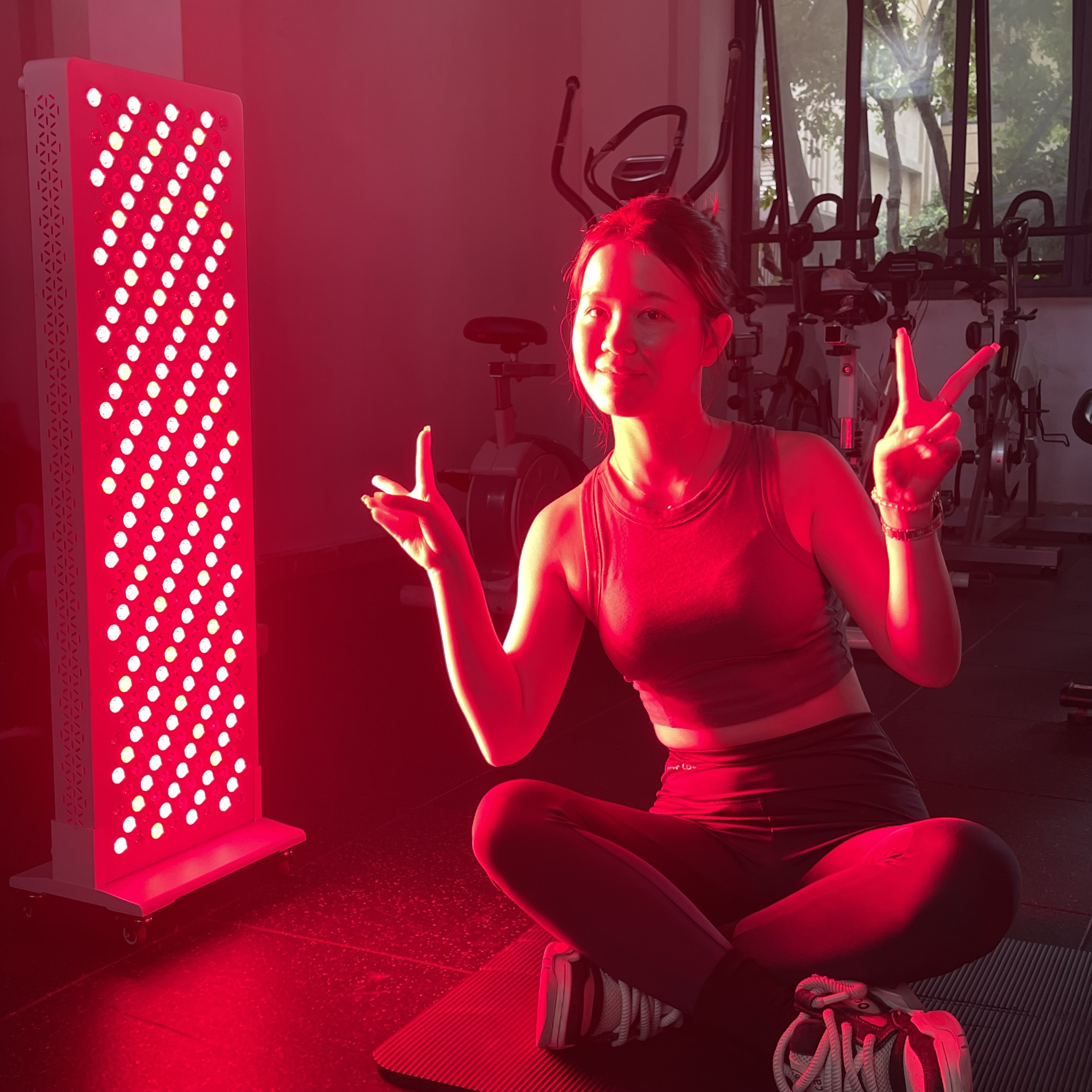 iLUXRED XPro1500 El mejor panel de terapia de luz roja LED con 7 longitudes de onda y enchufe estadounidense para terapia de cuerpo completo 2