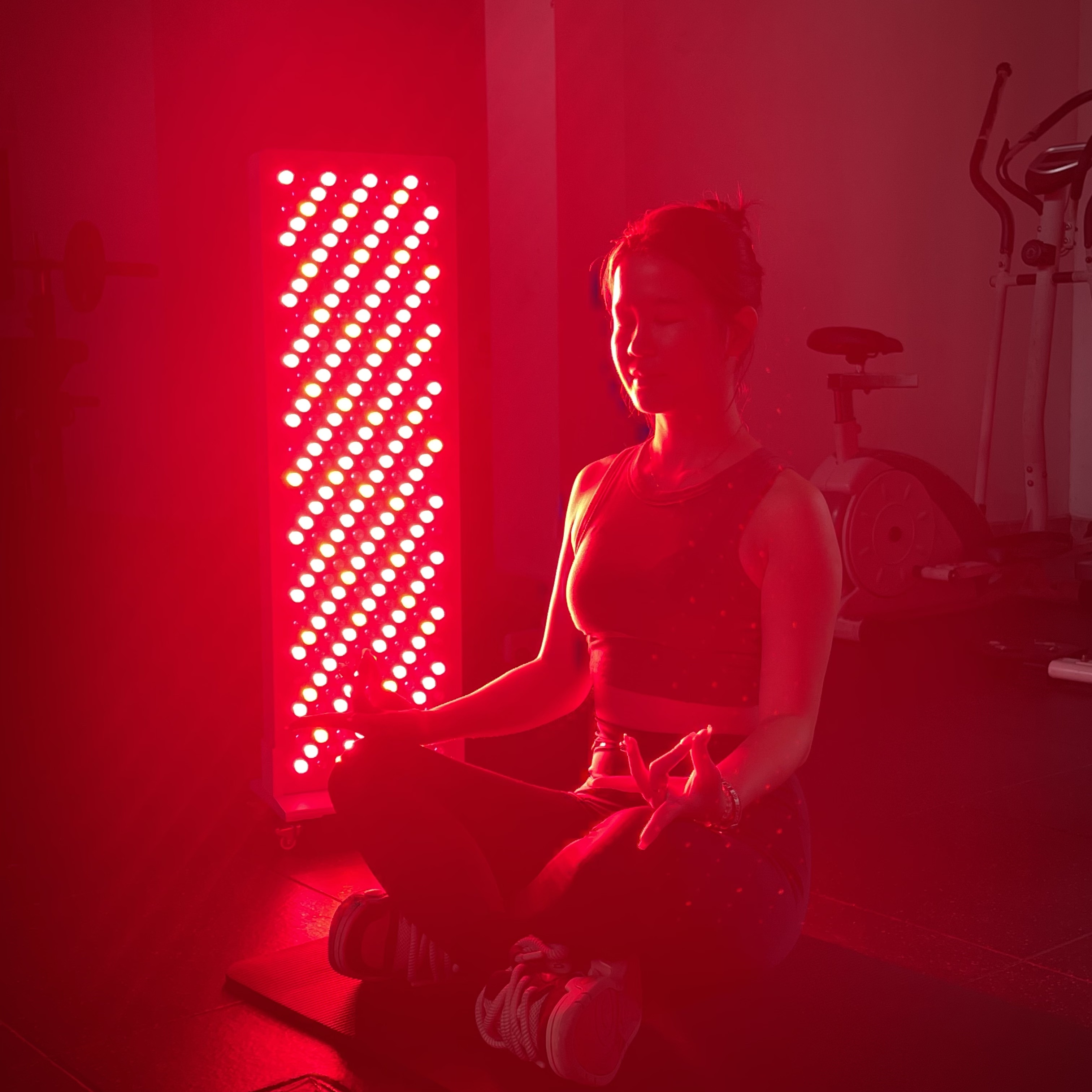 Panel de terapia de luz roja iLUXRED XPro1500 con 7 longitudes de onda, 630/660/810/830/850/960/1060 nm, infrarrojos, para cuerpo completo 2