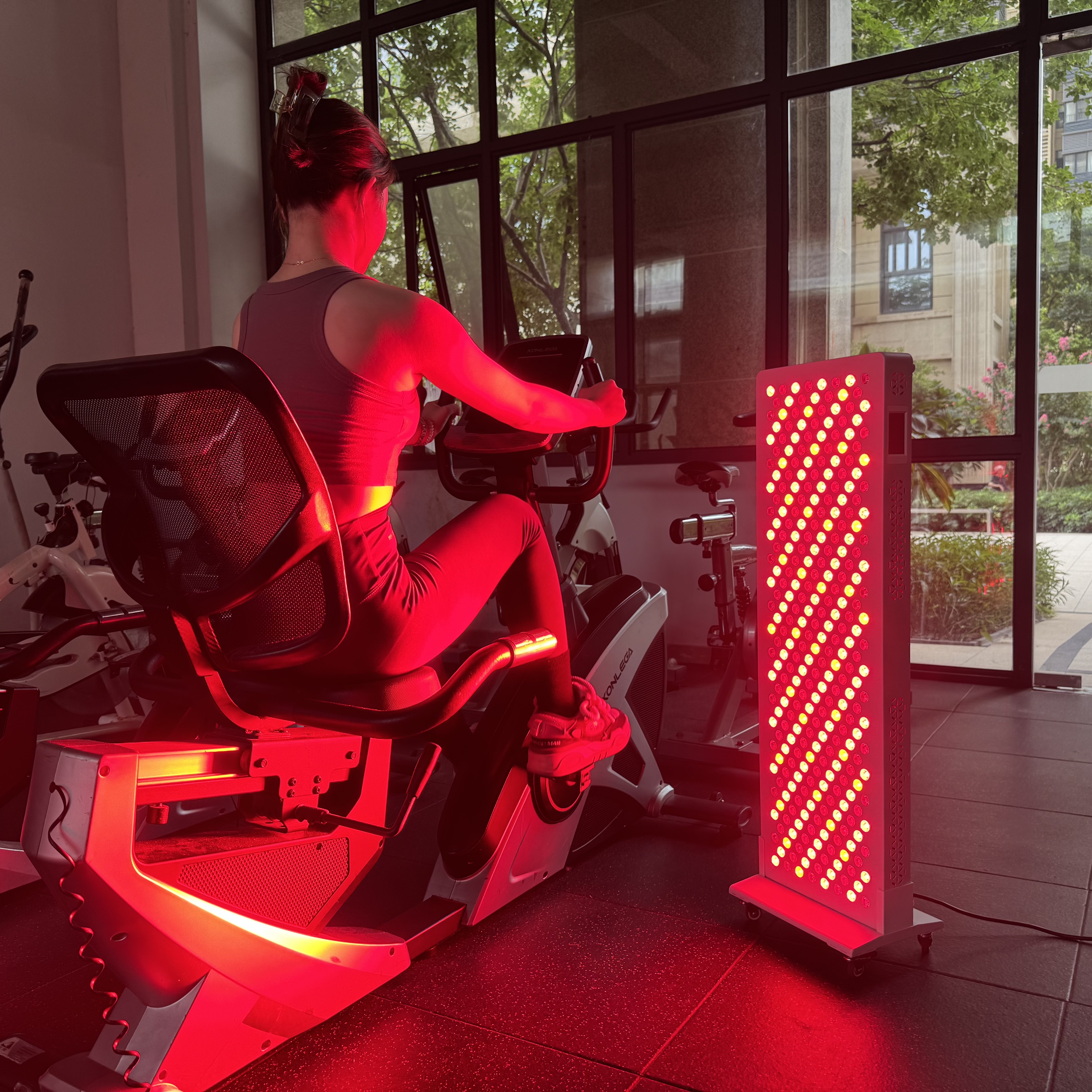 Panel PDT LED infrarrojo de alta irradiancia iLUXRED XPro1500 de 1500 W para terapia de luz roja corporal completa para blanqueamiento 2