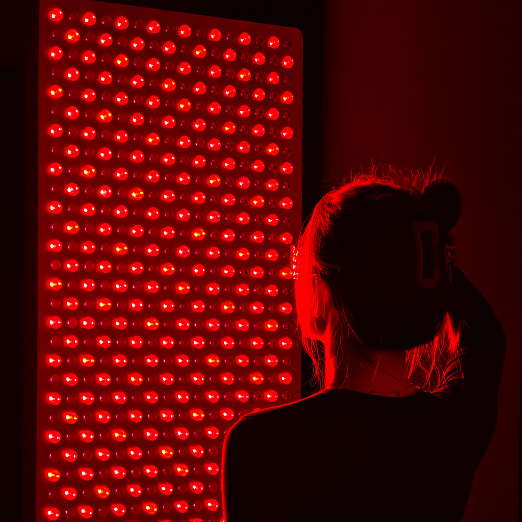 ILUXRED 5 Wavelength Red Light Panel Infra Red Panel Red Light Therapy Multi Wave Panel Factory From China 2