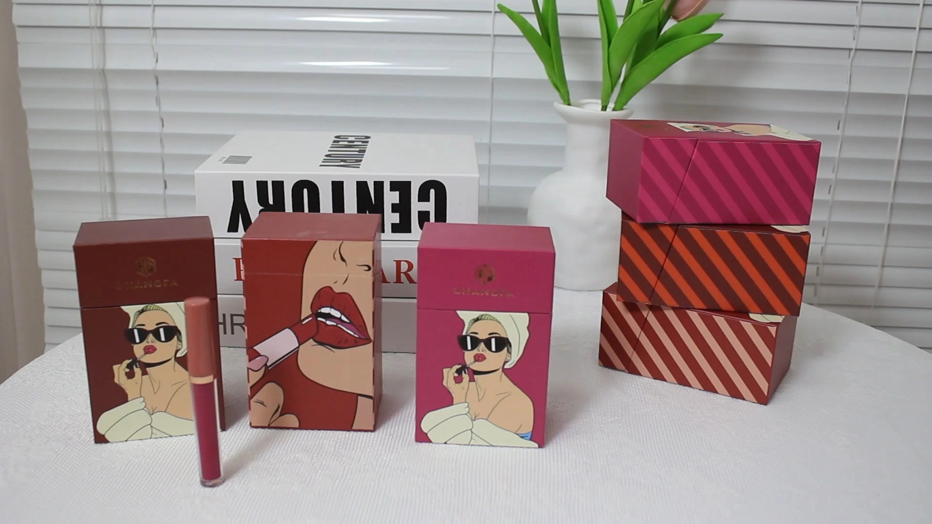 Kosmetik-Lippenstift-Clamshell-Box mit Heißpräge-EVA-Einsatz 1