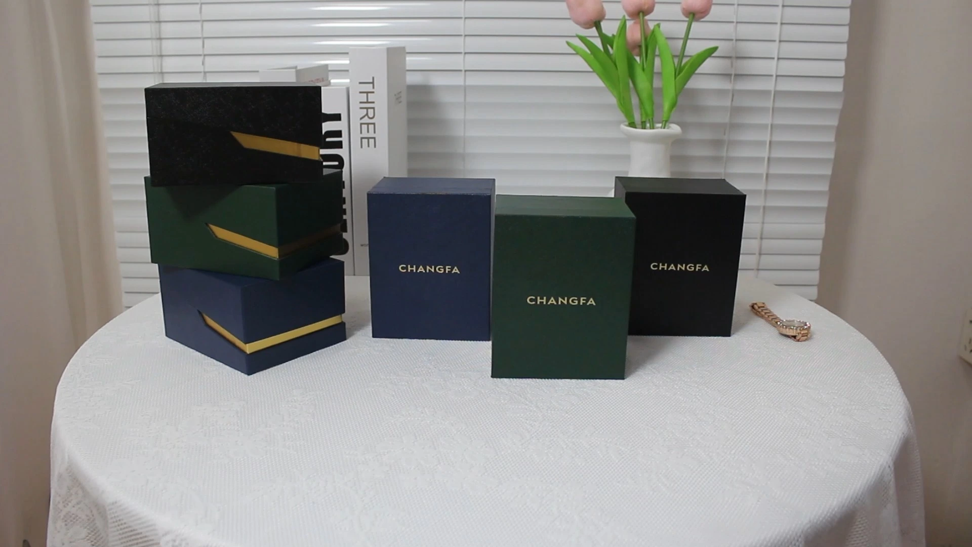 Uhren-Clamshell-Box mit EVA-Samt-Einsatz, Kissen-Schaumstoff-Einsatz 1