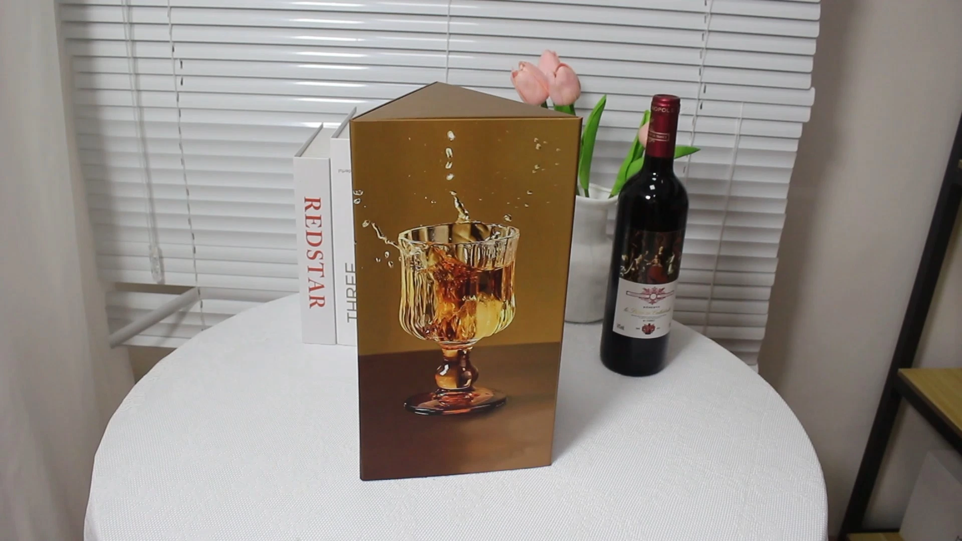 Wine Magnetic Triangle Paper Gift Box Foam EVA Insert 1