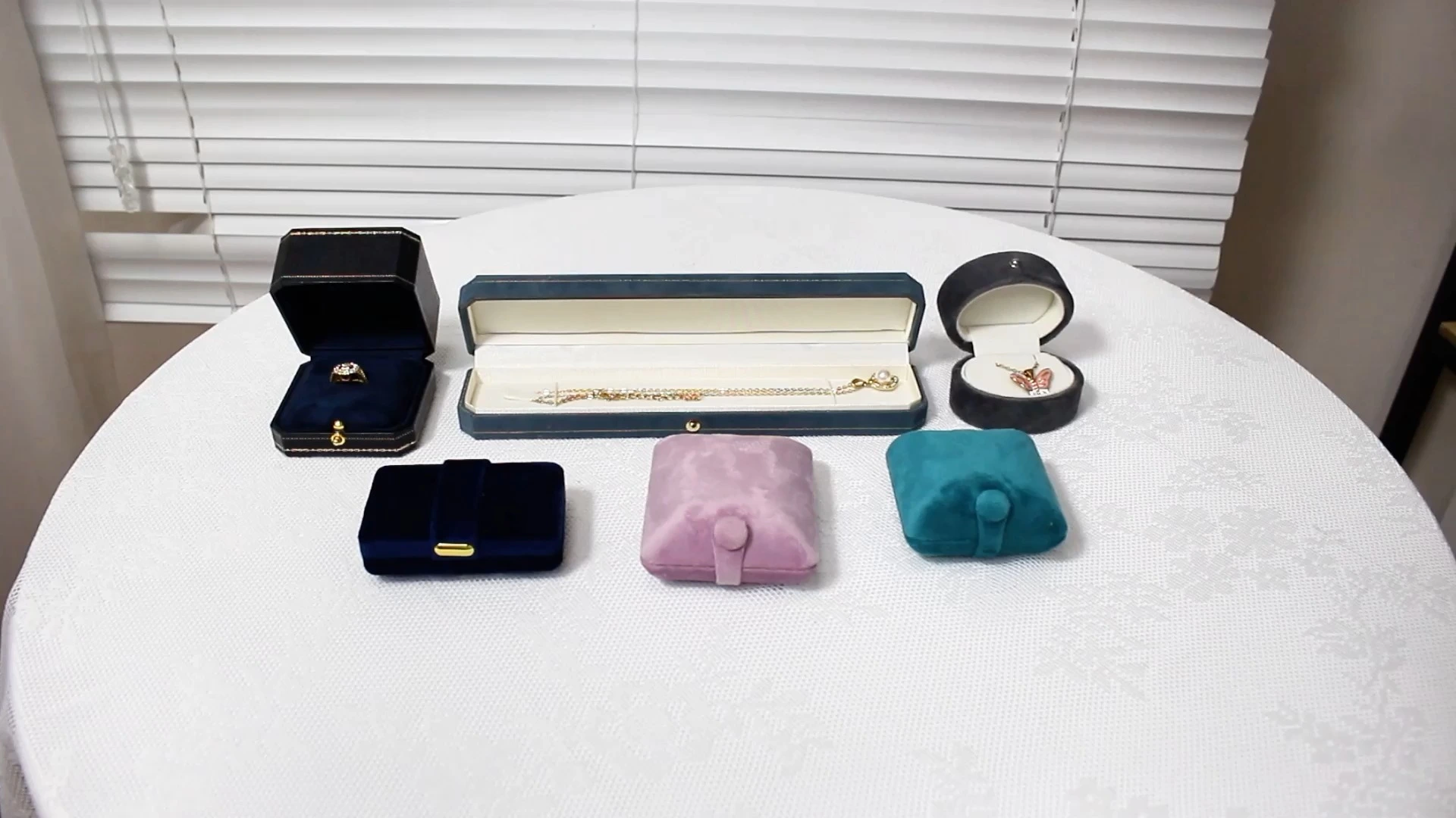 CF Luxury Jewelry Wedding Velvet Ring Box Leather Gift Packaging 1