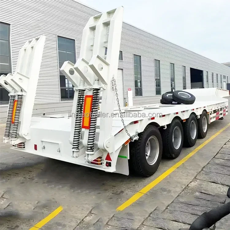 Semi-remorque surbaissée surbaissée à essieux 3/4 robustes de 60 tonnes 1