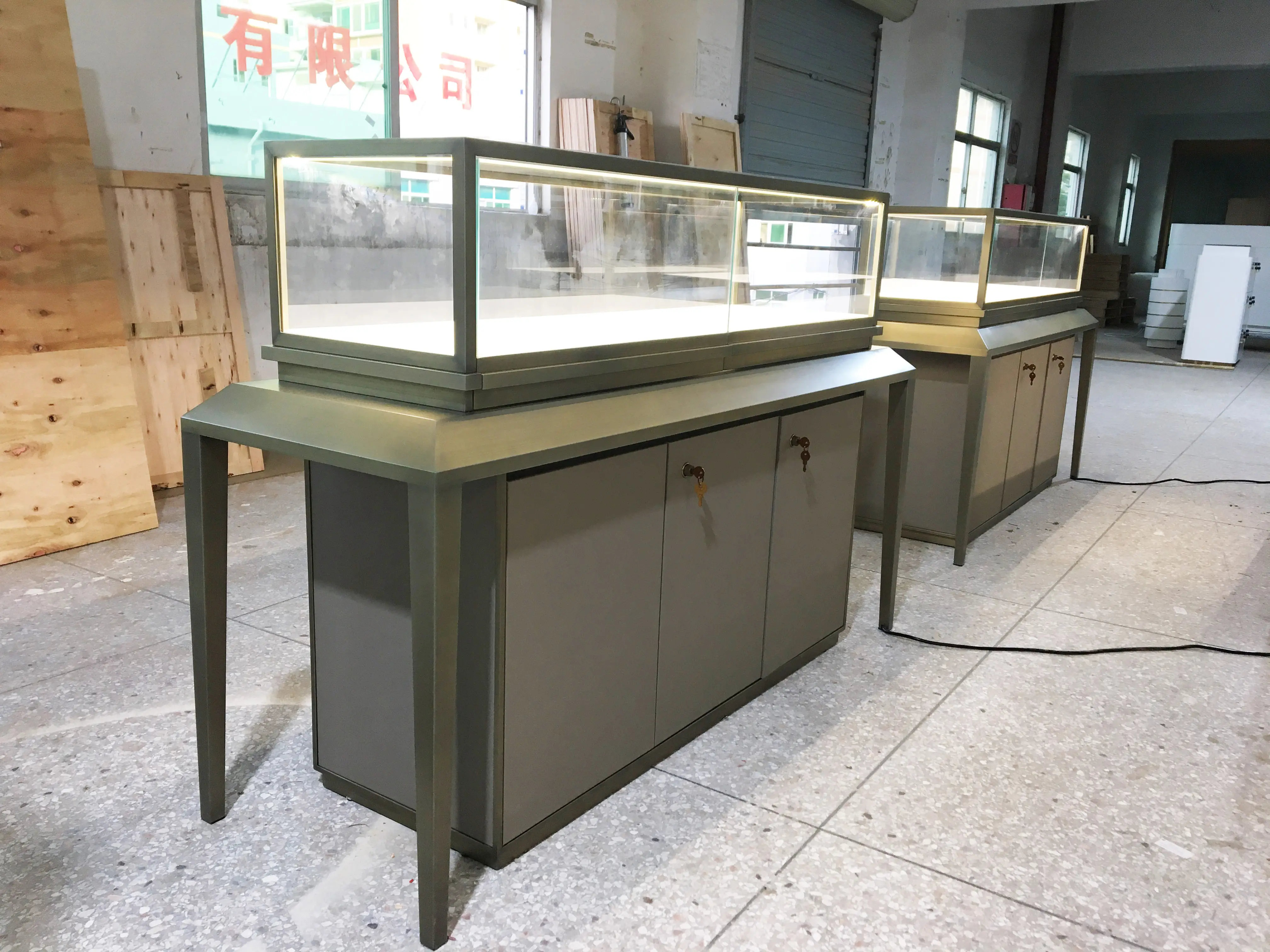 Glass Display Case Jewelry 1.Free Design; 2.Value-added Services(provided Free Solution Concept); 3.Installation Instruction; 4. Take Measurements; 5. Professional After-sale ServiceSupply 5