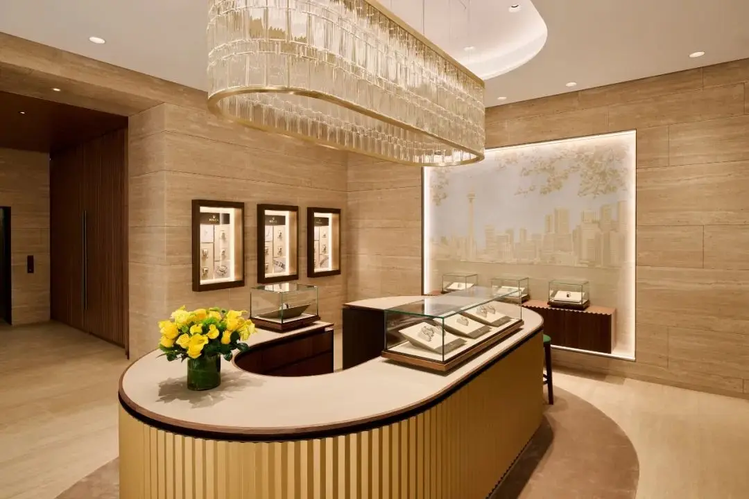 Retail Store Display Custom Watch Showcase Cabinet - - LUXE Showcases 3