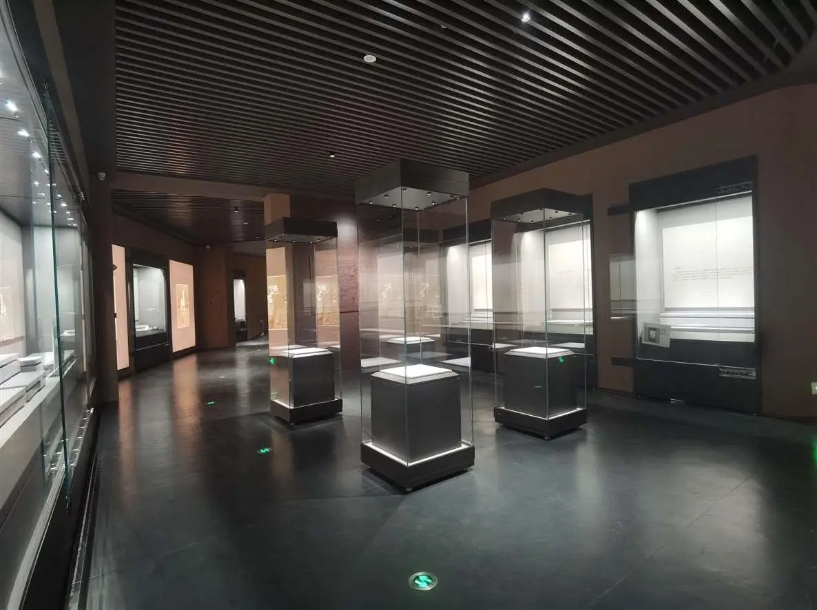 Wholesale Retail Display Cabinets for Sale Retail Display Cabinets for Sale Company 4