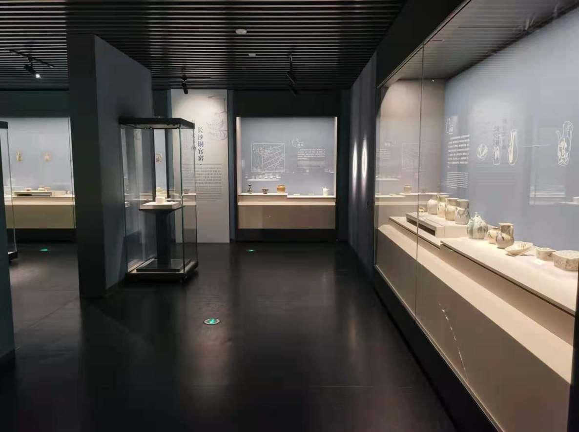 El museo personalizado exhibe vitrinas de vidrio independientes sin marco exquisitas 5