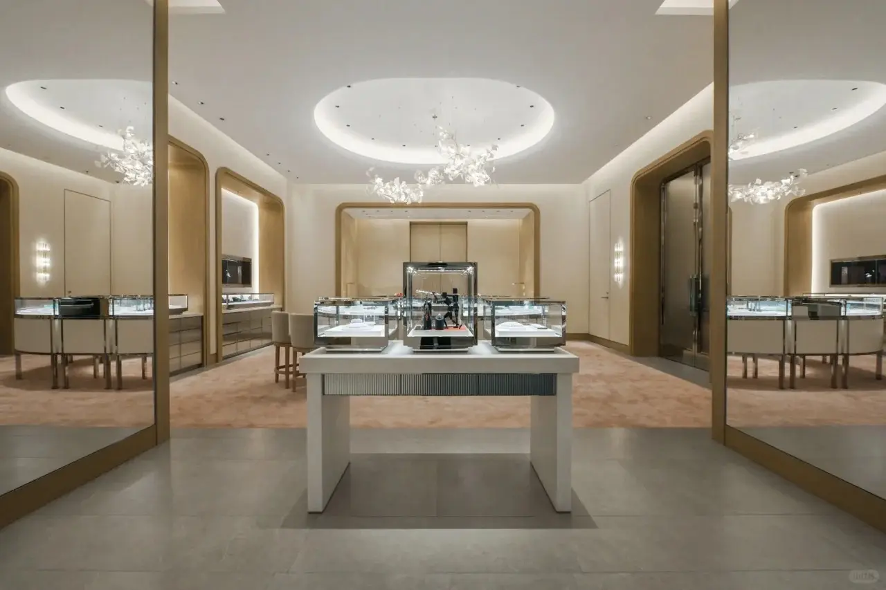 Wholesalecustom Made Jewelry Showcase 1.Free Design; 2.Value-added Services(provided Free Solution Concept); 3.Installation Instruction; 4. Take Measurements; 5. Professional After-sale Service Shopping Mall 4