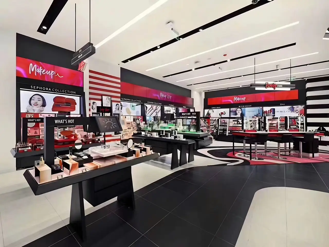 Custom Made Store Display Cases for Sale Company 6