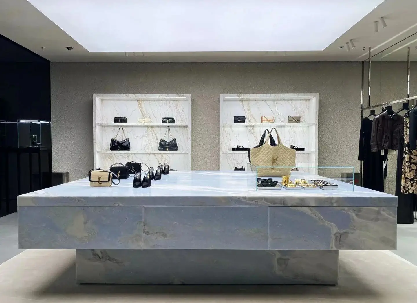 Factory Direct Display Showcase for Shop Price List 3