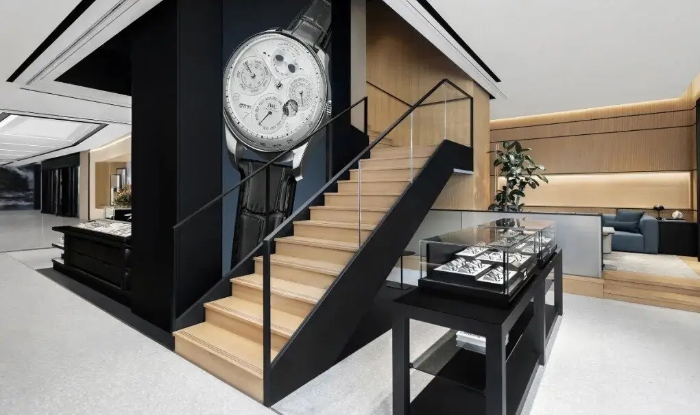 Retail Glass Showcase Luxury Watch Display Showcase by LUXE Showcases 4